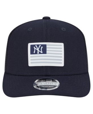 Men's Navy New York Yankees Flag 9SEVENTY Stretch-Snap Hat