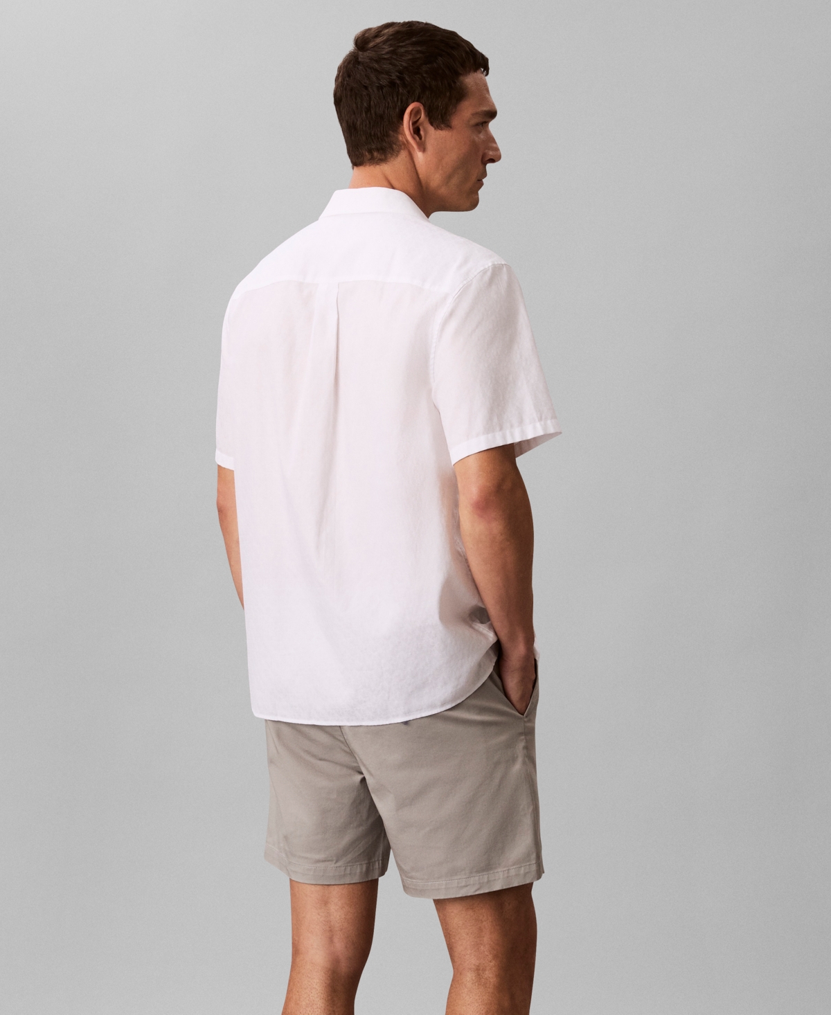 Calvin Klein Men's Brushed Cotton 7" Shorts In Brown