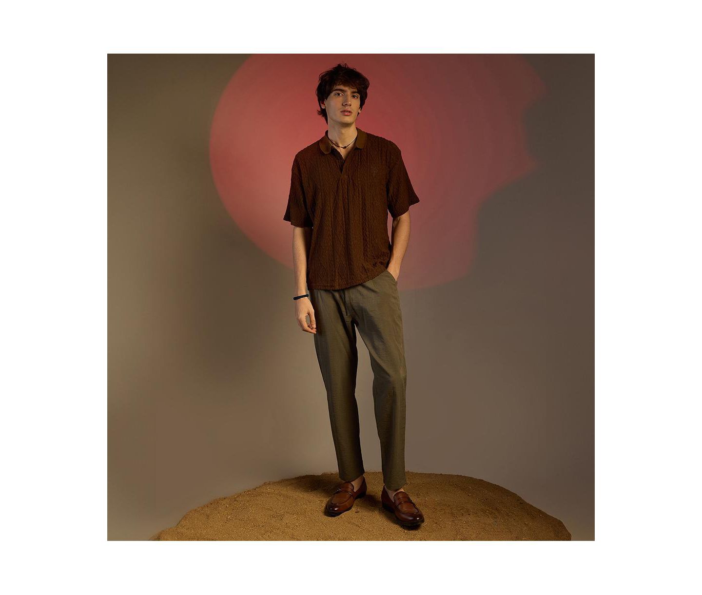 Мужская футболка Cahoot Chocolate Brown Argyle Oversized, цвет: Коричневый — фото 4