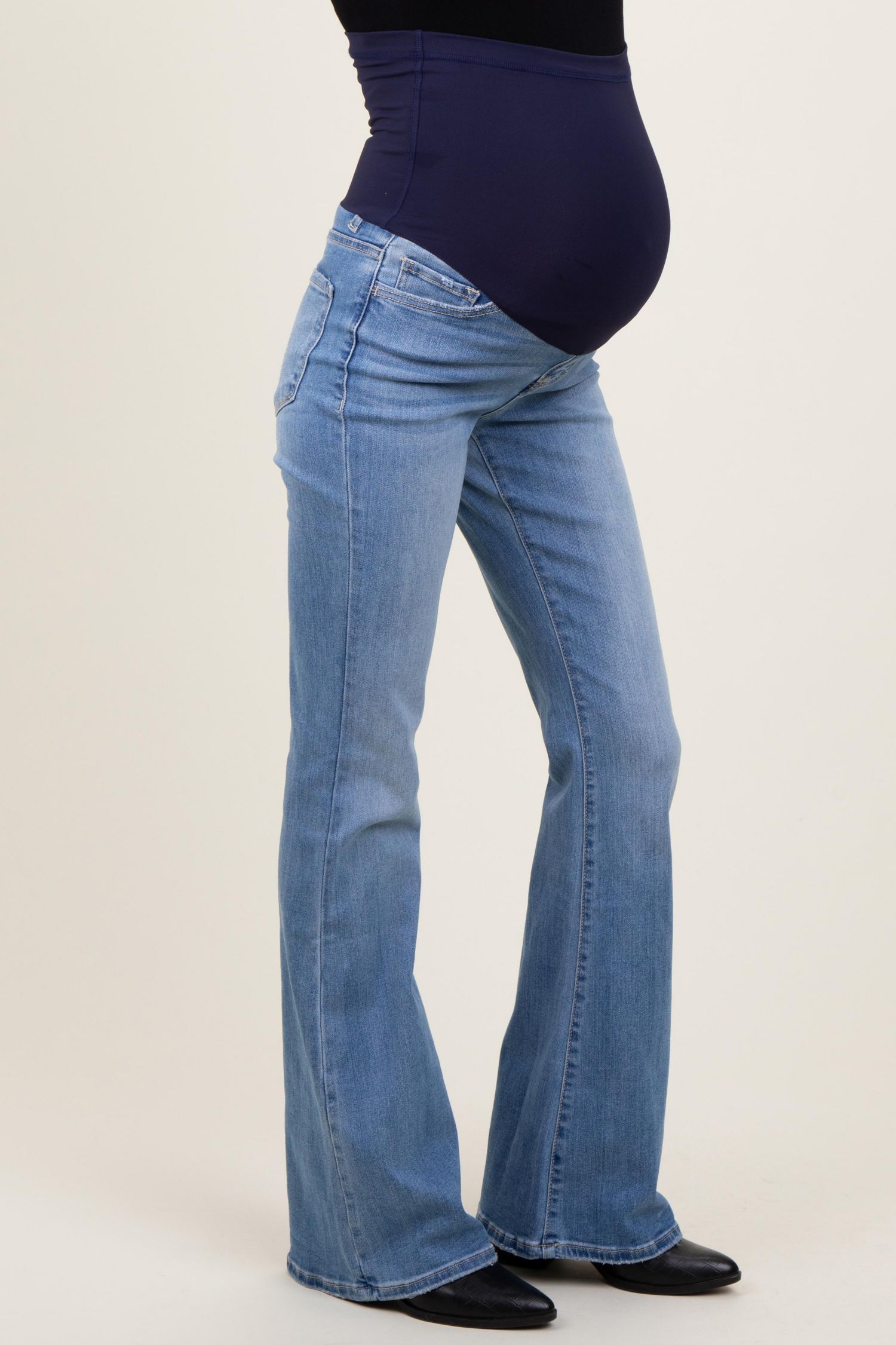Women's Light Blue Vintage Wash Flare Jeans