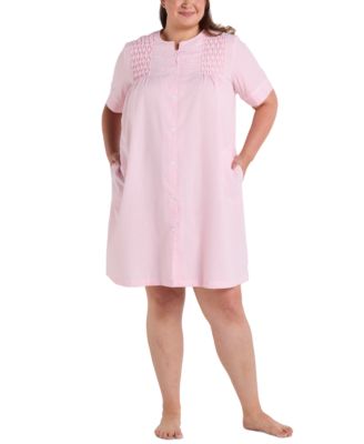 Plus Size Short-Sleeve Seersucker Robe