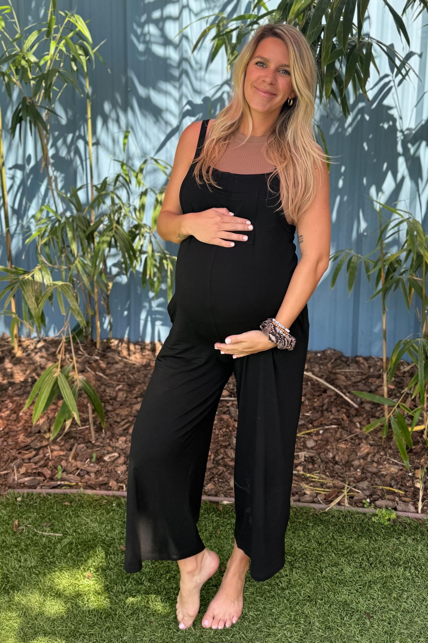 Women's Black Sleeveless Pocketed Wide Leg Jumpsuit