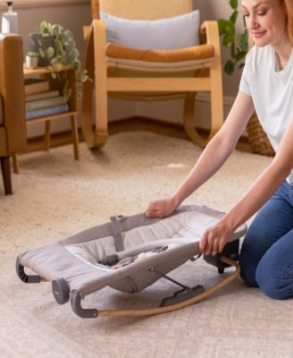 Infant Keep In Motion Automatic Baby Rocking Seat