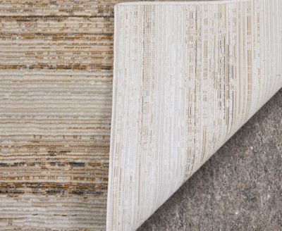 Deja 39PKF 2'6"x7'3" Runner Area Rug