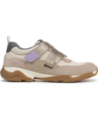 Womens Walk Slim Gia Walking Shoes