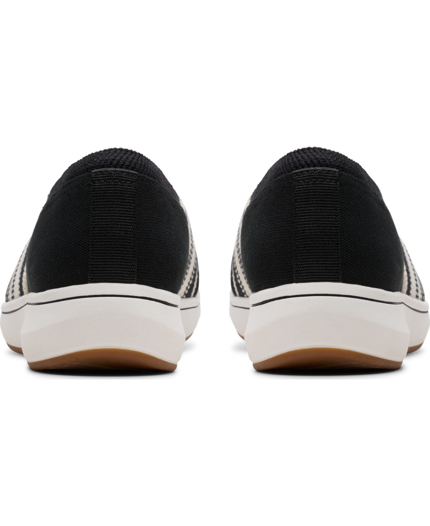 Женские кроссовки Clarks Cloudsteppers Breeze Sky Mist Slip-On, цвет: Чёрный — фото 7