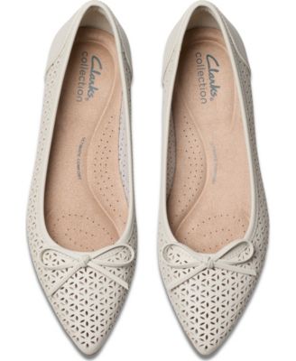 Women's Collection Natalyn Step Ballet Flats