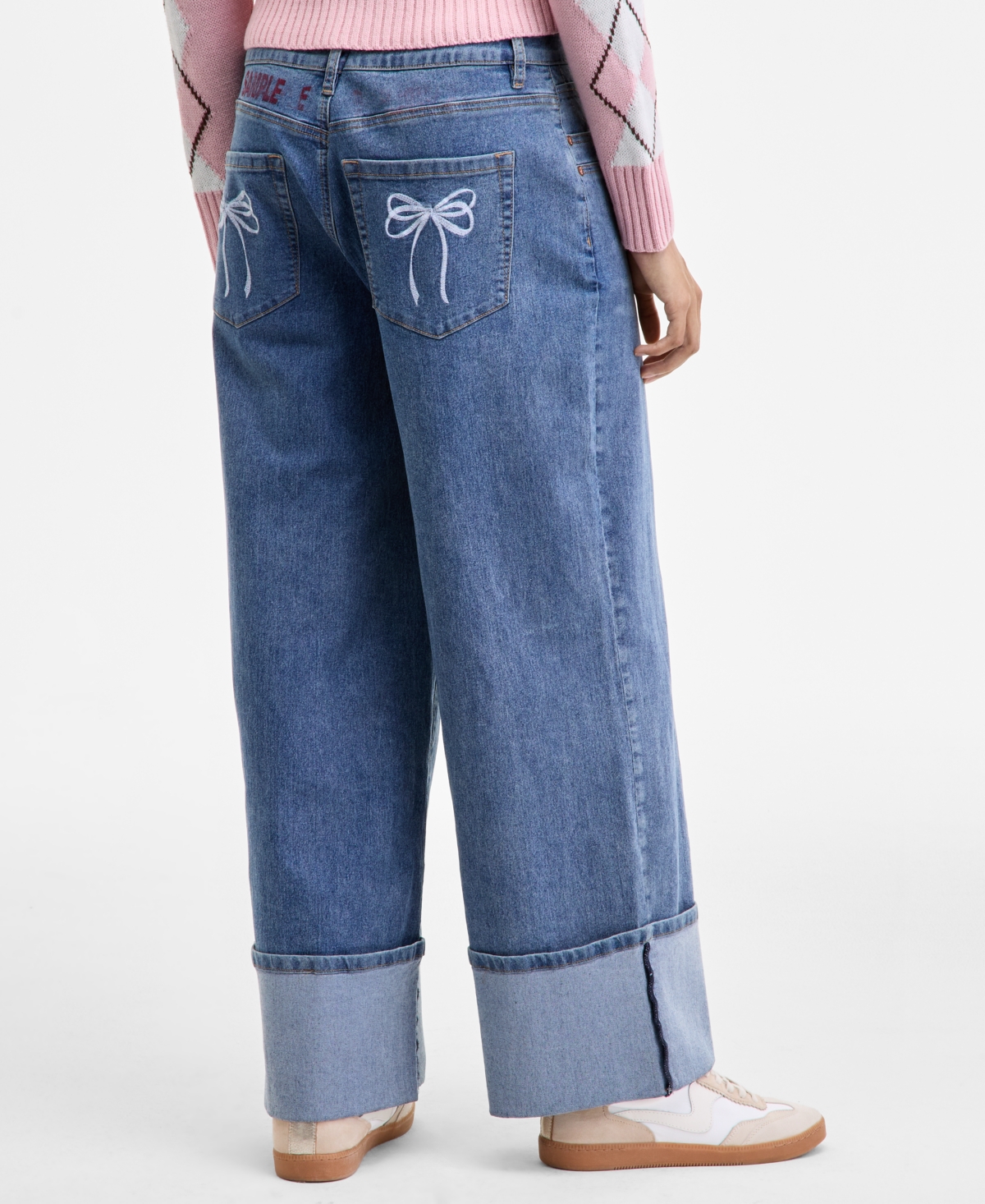 Madden Girl Juniors' High-Rise Cuffed Bow-Embroidery Jeans