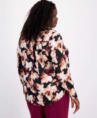 Plus Size Printed V-Neck Pleat-Front Blouse