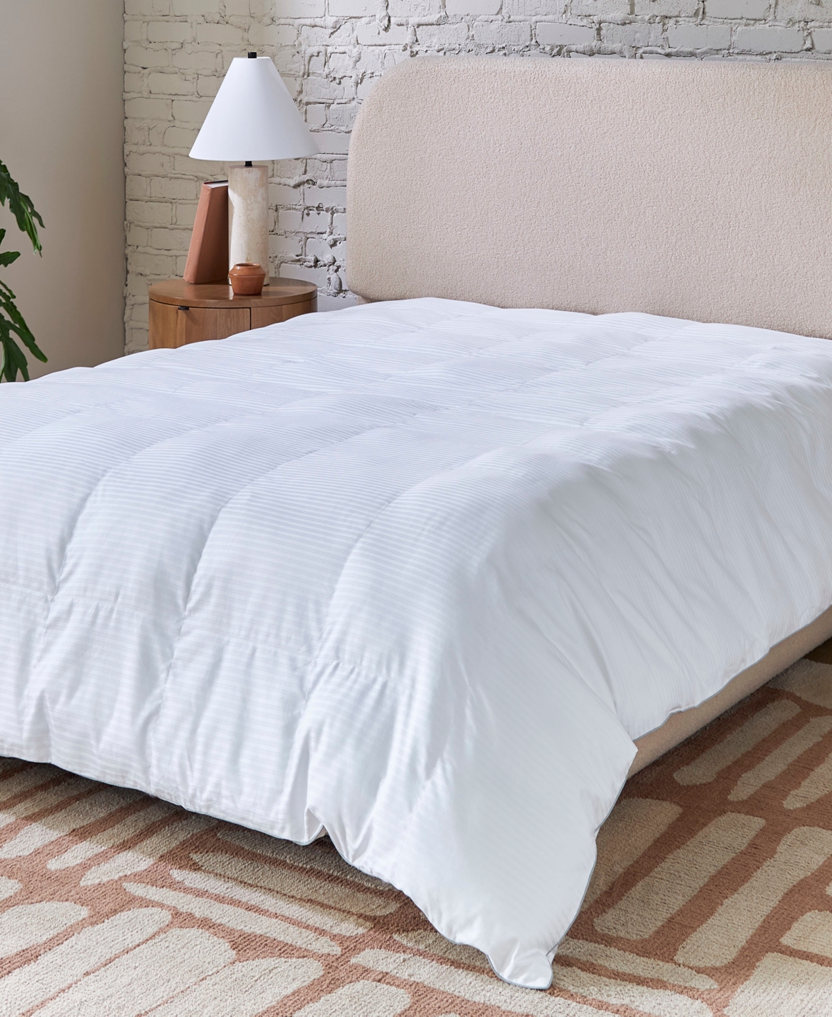 Indulgence by Isotonic Down Alternative Comforter