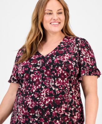 Plus Size Print V-Neck Top