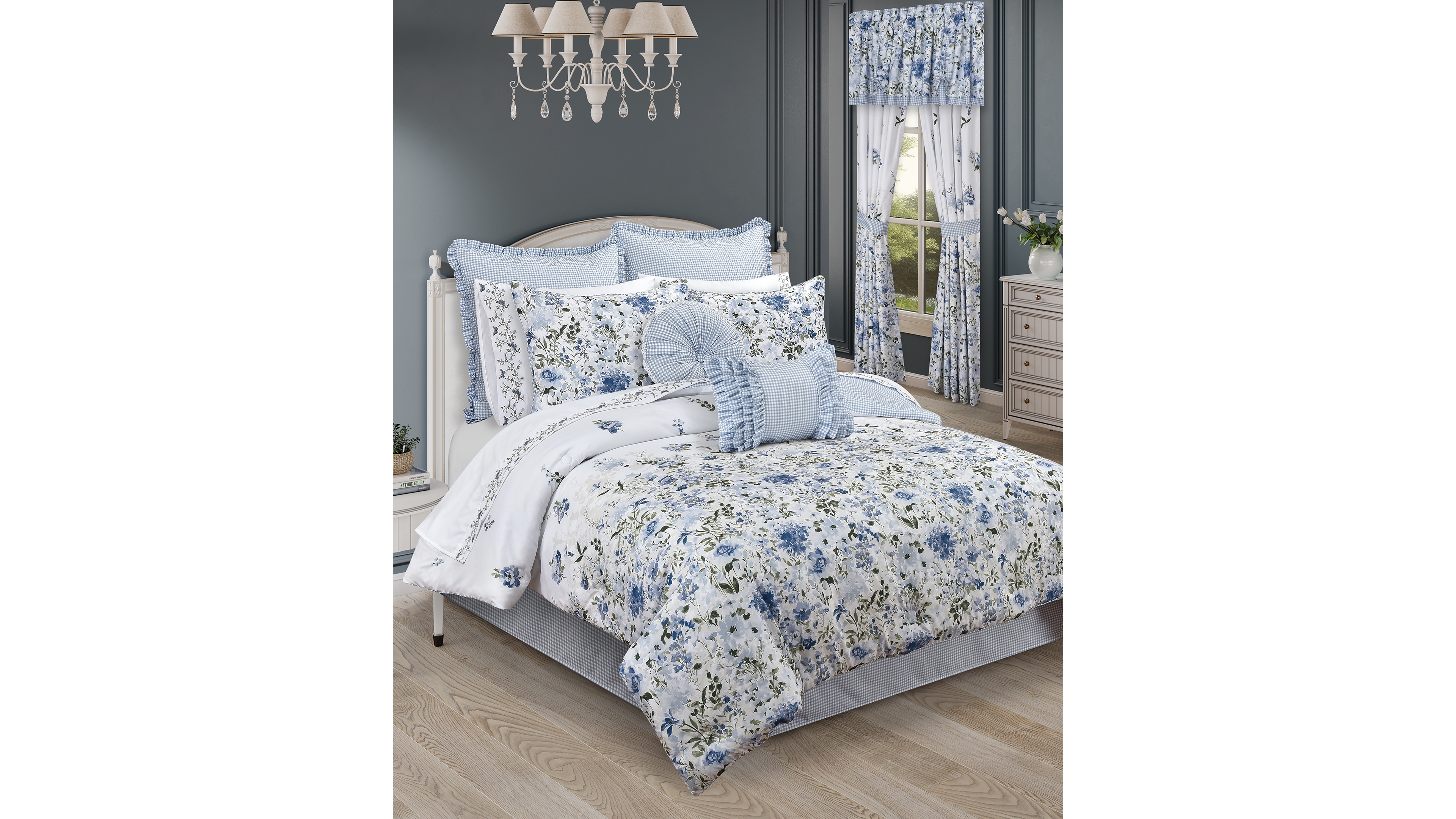Royal Court Kourtney Floral 4-Pc. Comforter Set, Queen