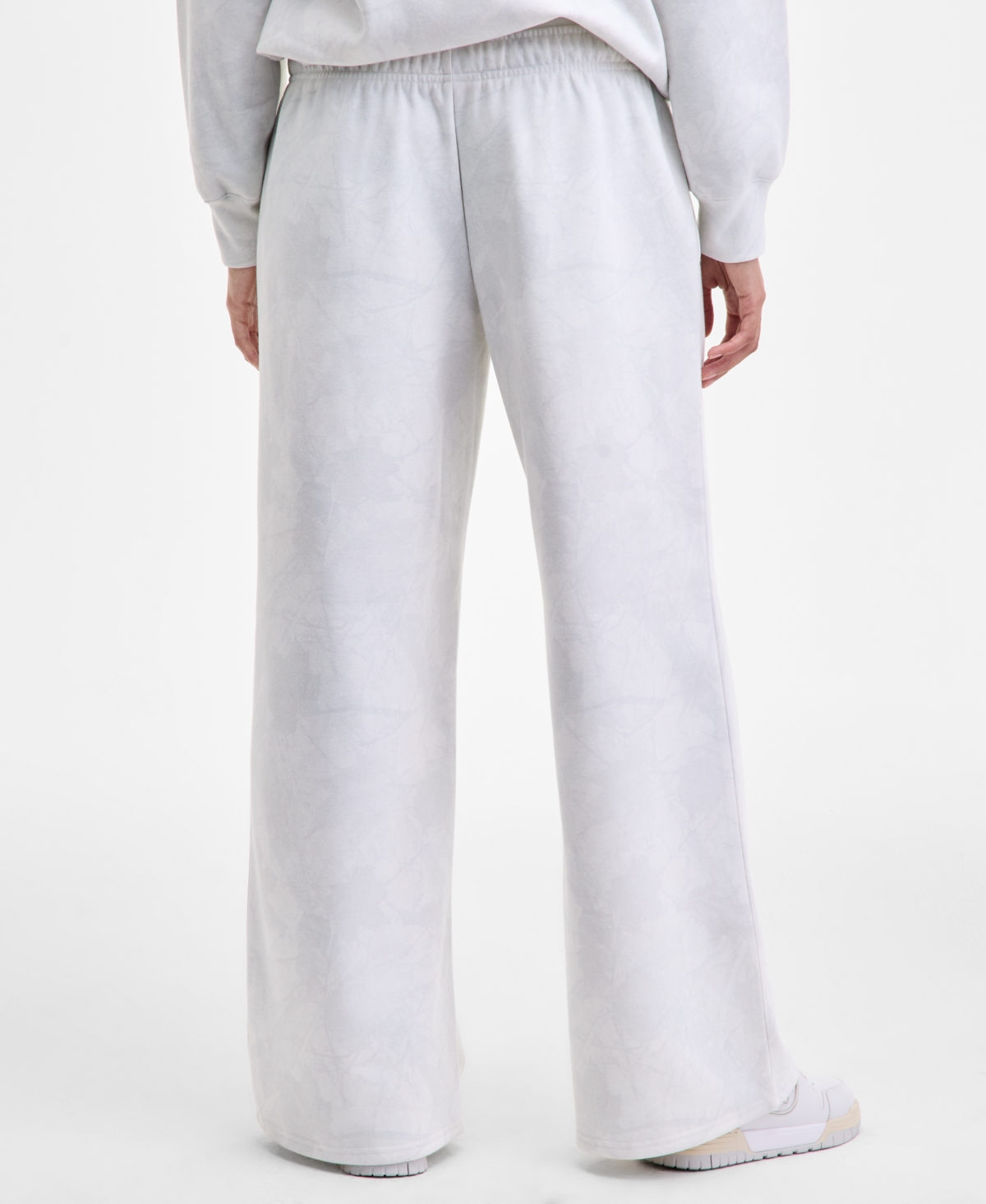 Madden Girl Juniors' Camo Print Wide-leg Fleece Sweatpants In White