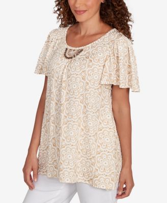 Plus Size Beaded Macrame Puff Print Top