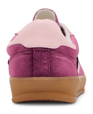 Giia Lace-Up Low-Top Sneakers