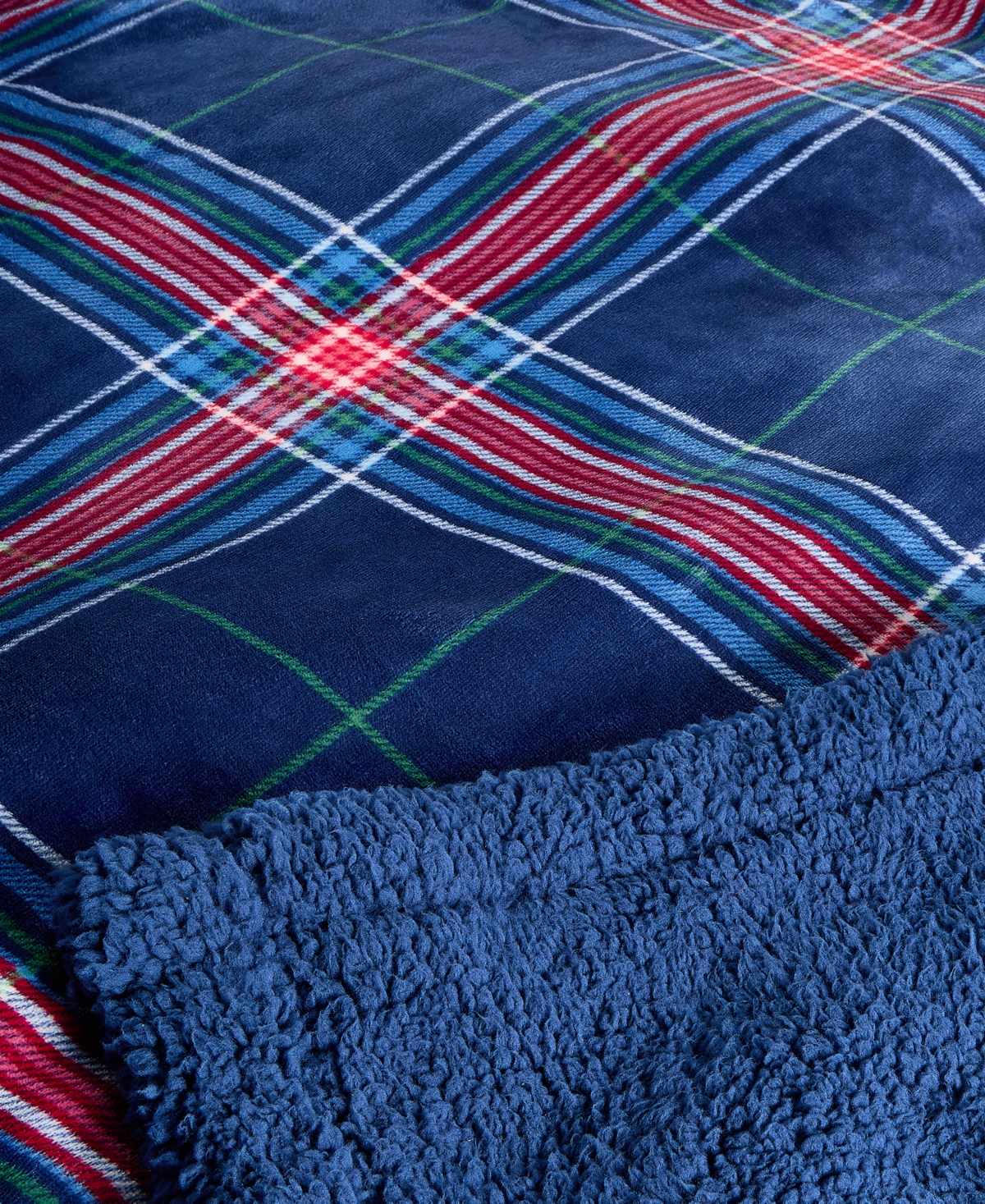 Holiday Lane Cozy Plush Throw, 50" X 60", Exclusively At Macy's