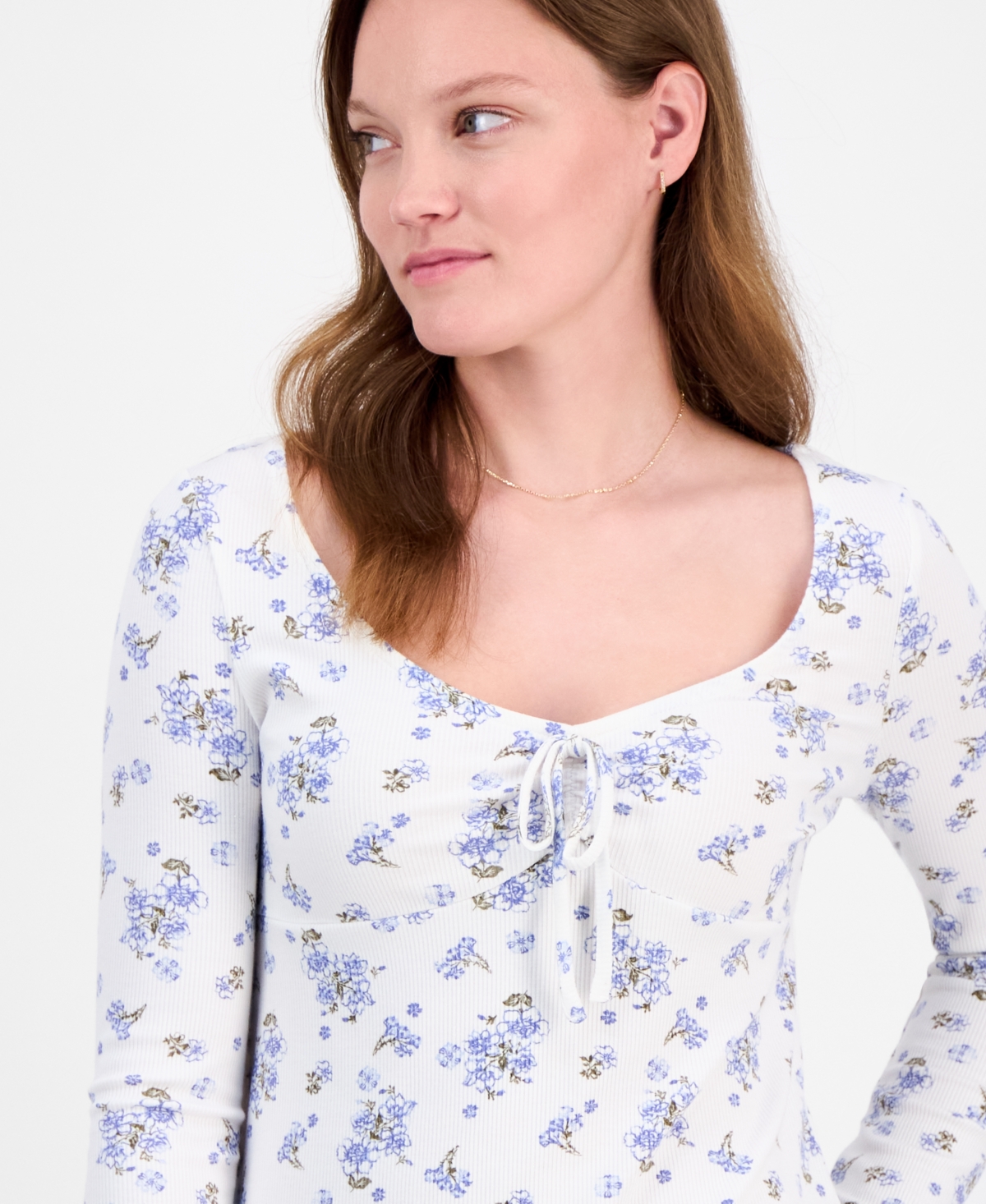 Self Esteem Self-esteem Juniors' Printed V-neck Rib Knit Long Sleeve In White