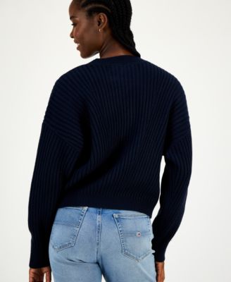 Women's Traveling Cable Sweater