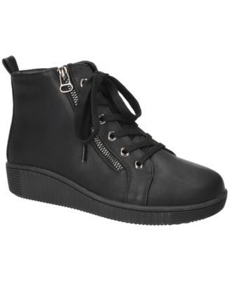 Women's Hollyann Slip Resistant Ankle Boots