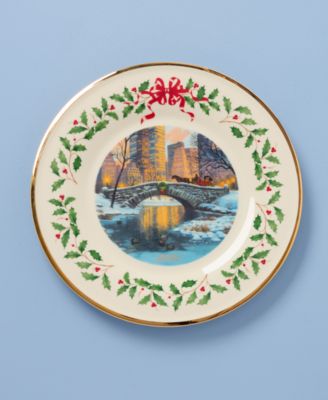 2025 Annual Holiday Plate