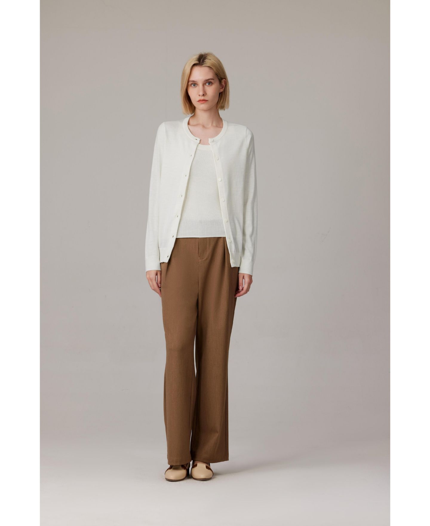 Женский кардиган JENNIE LIU 100% Merino Wool Light Weight Cardigan Ultra Soft Fine-gauge Sweaters Machine Washable, цвет: Кремовый — фото 9