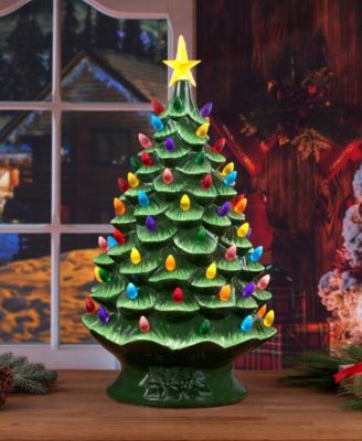 24" Nostalgic Christmas Tree