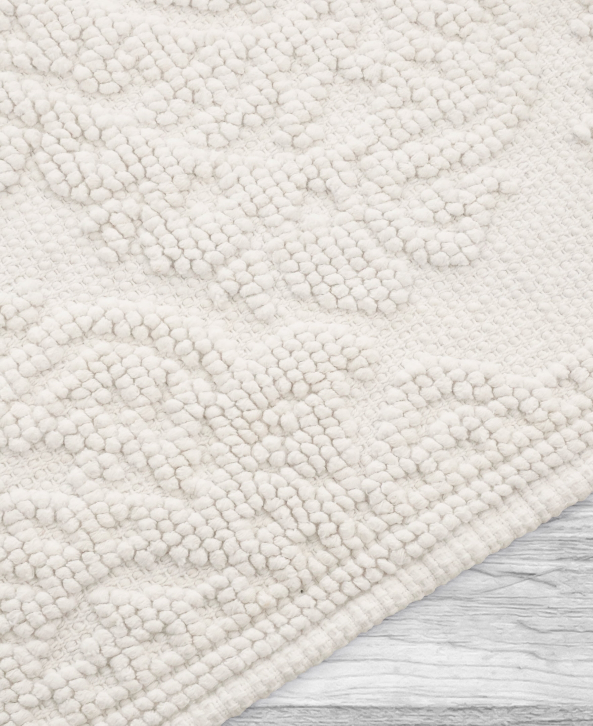 Jean Pierre New York Ricardo Fringe Cotton Bath Rug 21"x 41" In White