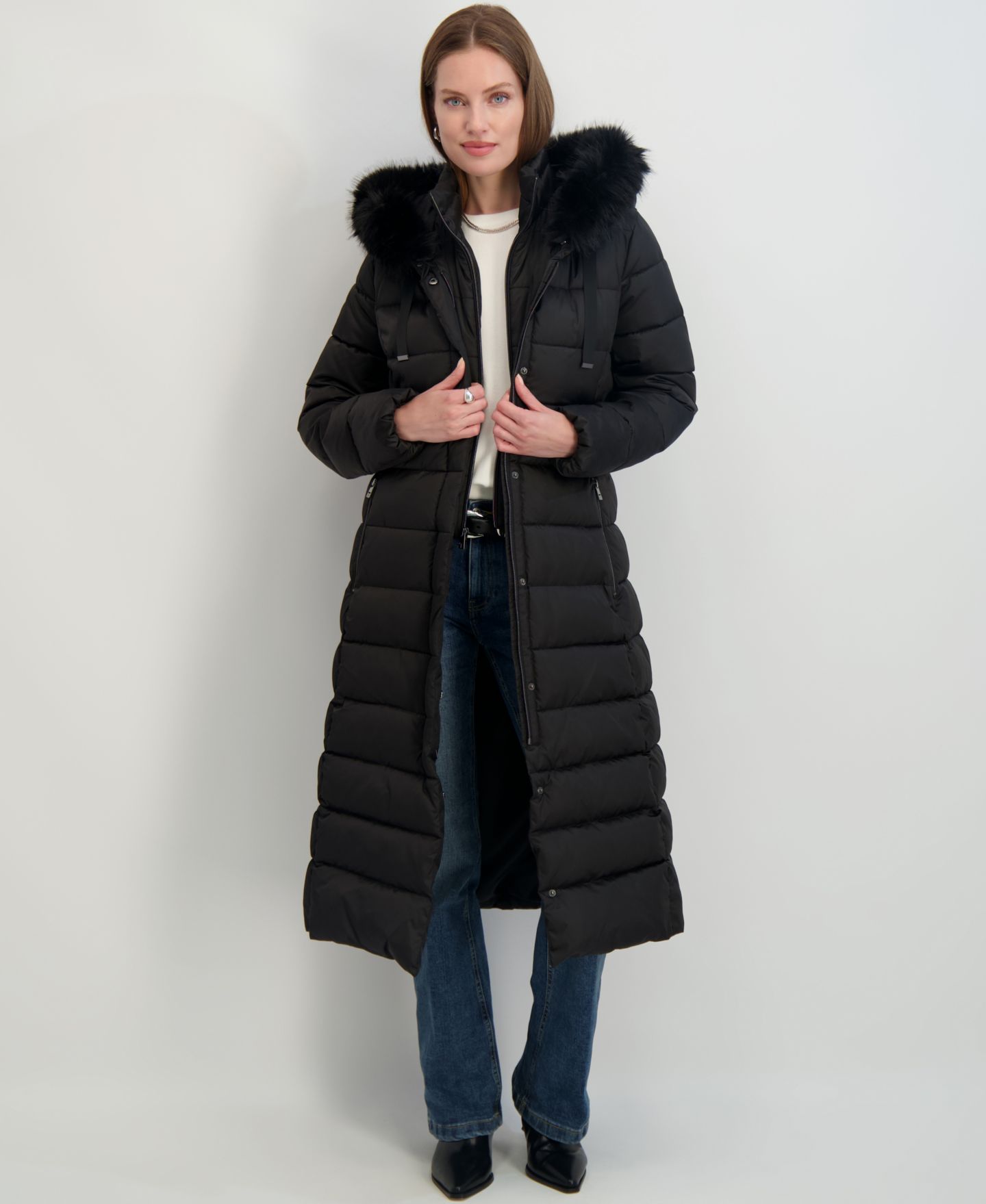 Женская куртка Tahari Maxi Shine Bibbed Faux-Fur-Trimmed Hooded Puffer, цвет: Чёрный — фото 4