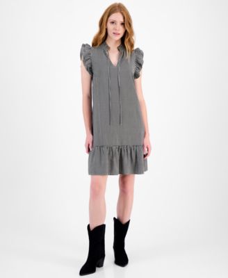 Sandra Darren - Petite Flutter-Sleeve Striped Shift Dress