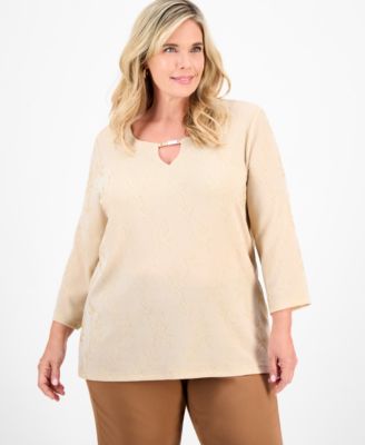 Plus Size Metallic Jacquard 3/4-Sleeve Top