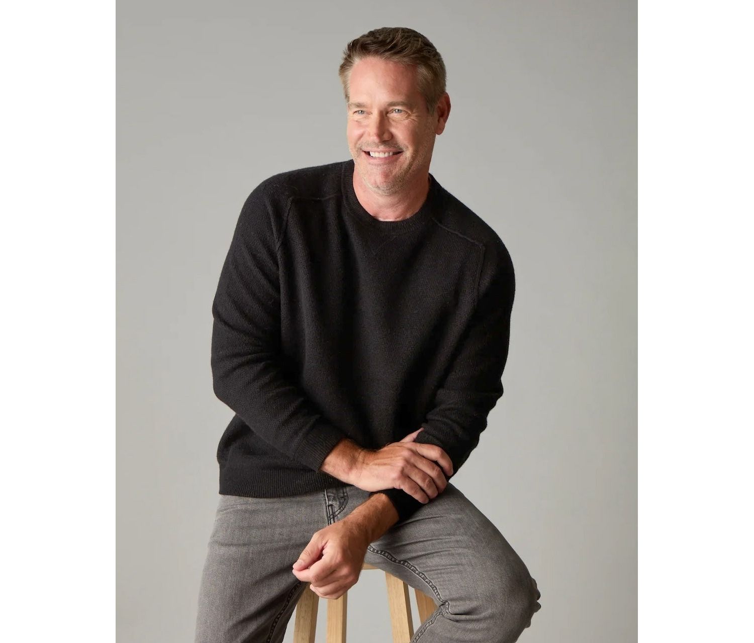 Men's Itch-Free Merino Wool Crewneck Sweater with Lining