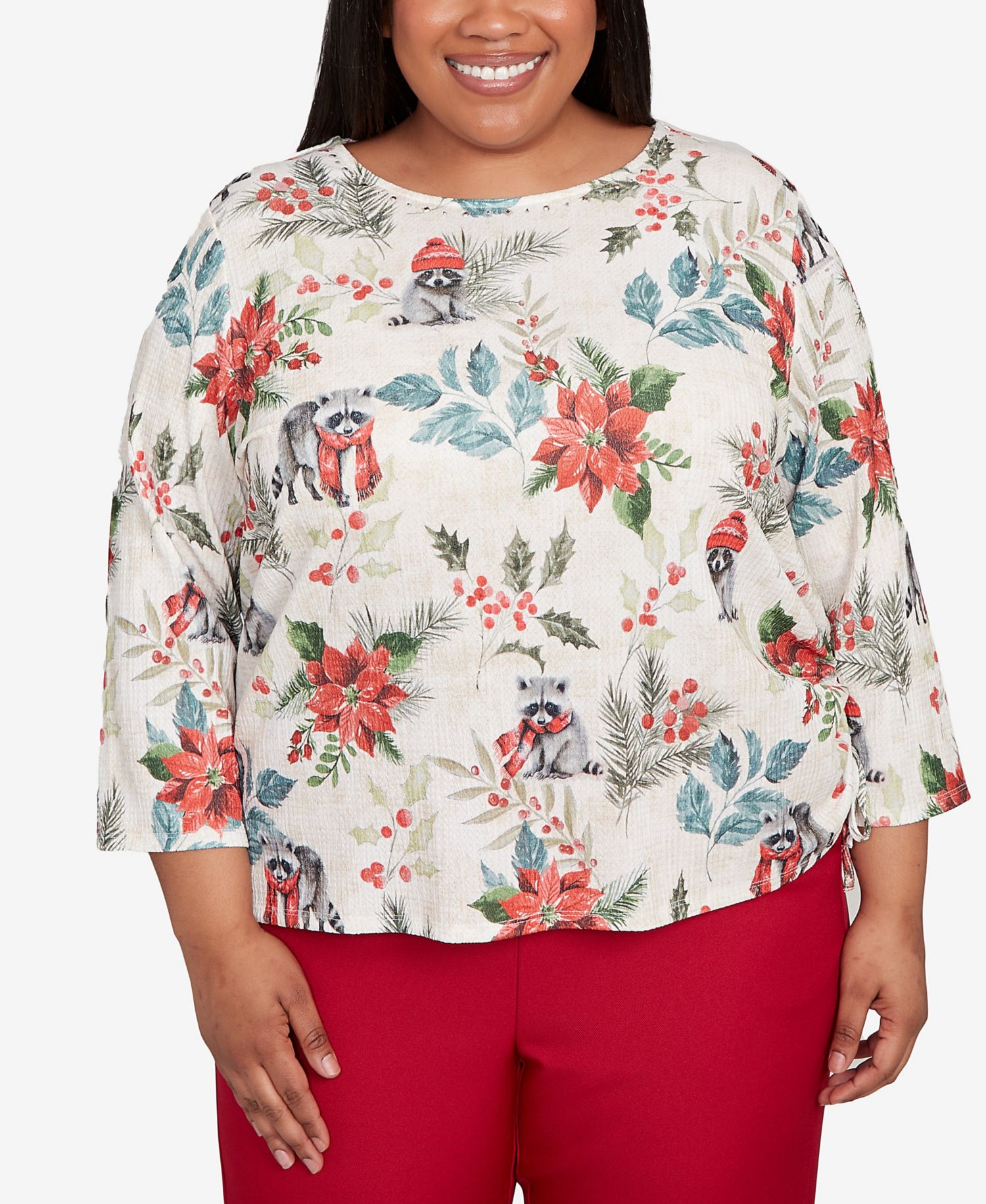 Plus Size Classic Holiday Poinsettias Crew Neck Top