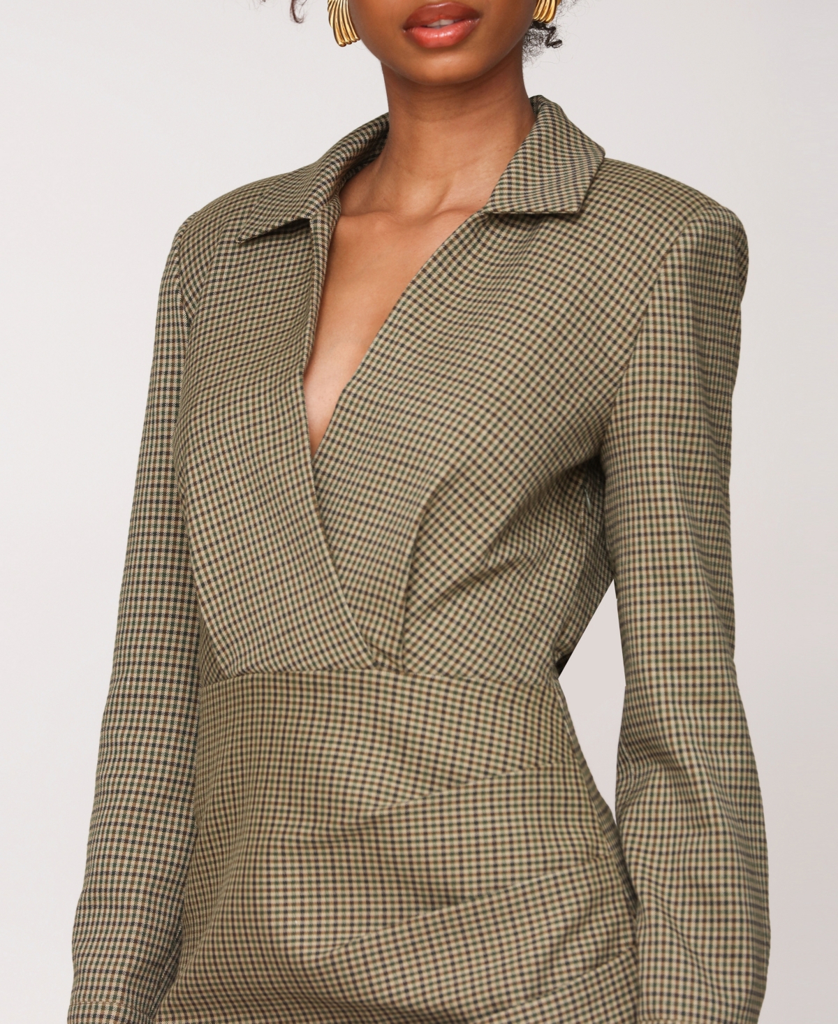 Avec Les Filles Women's Printed Split-neck Mini Dress In Green