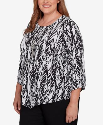 Plus Size Classic Puff Print Abstract Feather Crew Neck Top