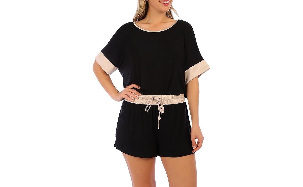 Women's 2 Piece Cooling Short Sleeve Top and Shorts with Satin Hem Pajama Set - Violet quartz  lilac