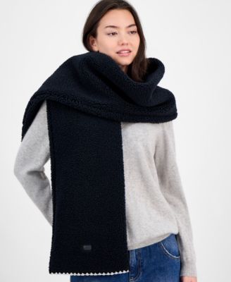 Women's Scalloped UGGFluff Scarf