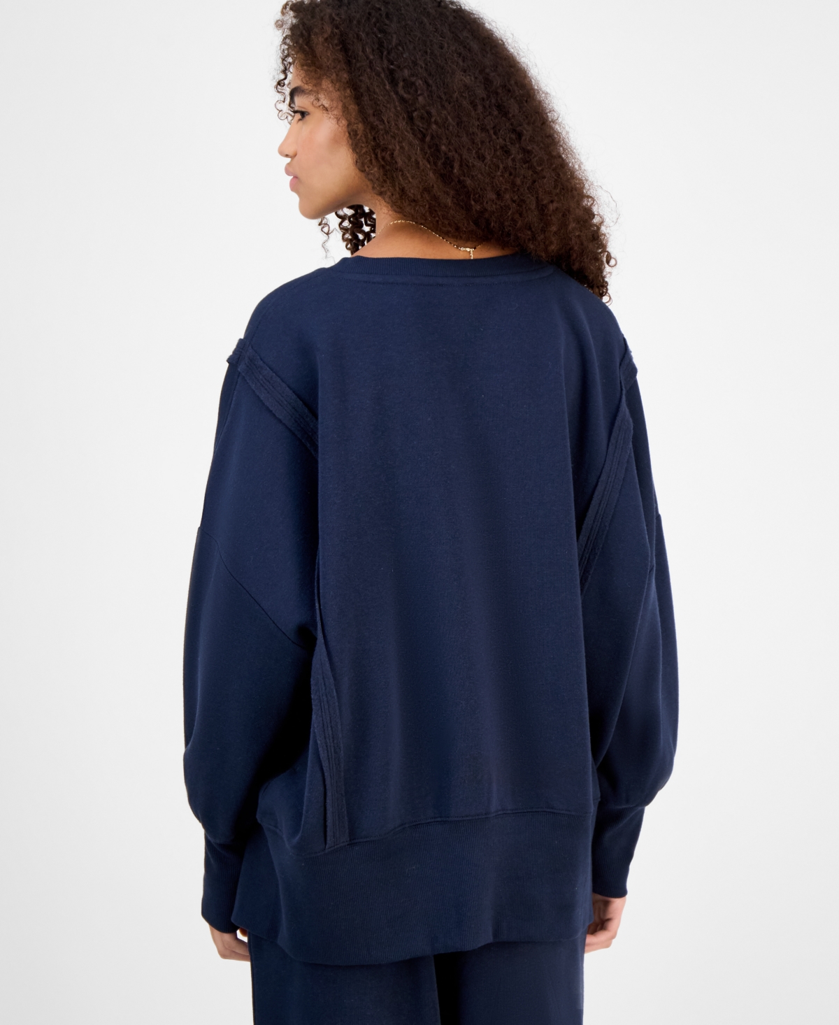 Planet Heart Planet Gold Juniors' Oversized Graphic-print Sweatshirt In Blue