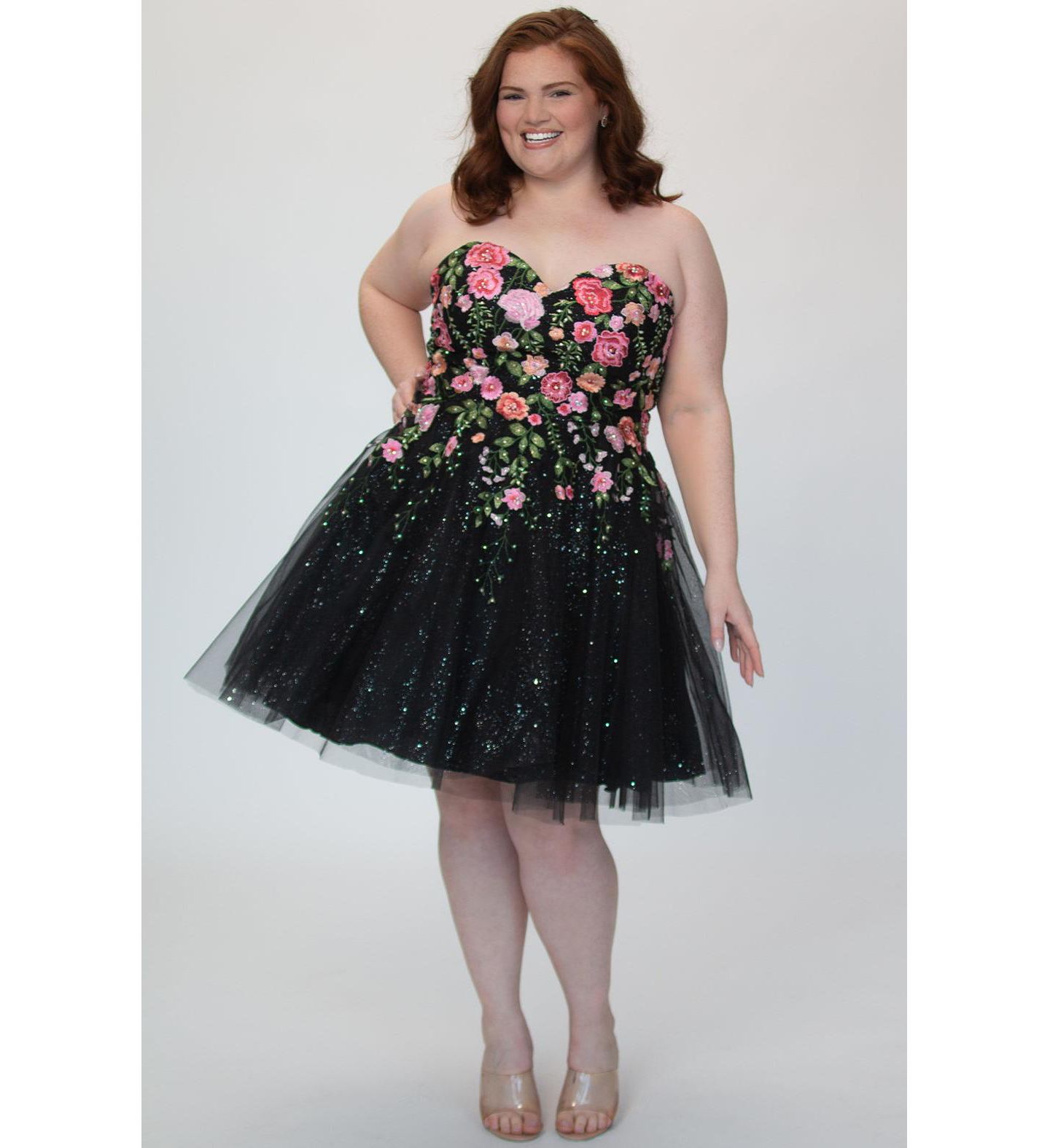Женское платье Sydney's Closet Plus Size Strapless Floral Embroidered Sparkle Tulle Short Party, цвет: Чёрный с принтом — фото 4
