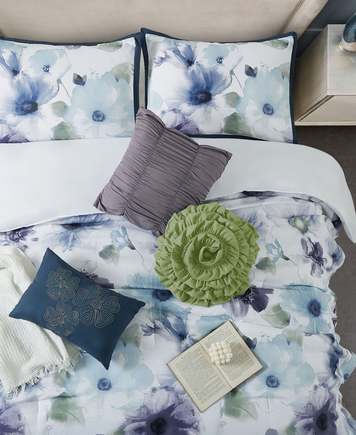 Stratford Park Elissa Floral 7-pc. Comforter Set, King