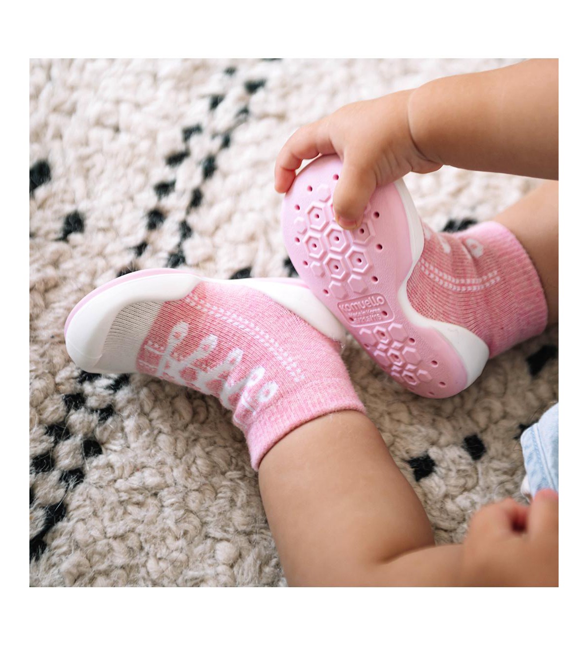 Детские Komuello Infant Girl Breathable Washable Non-Slip Sock Shoes Sneakers - Pink — фото 6