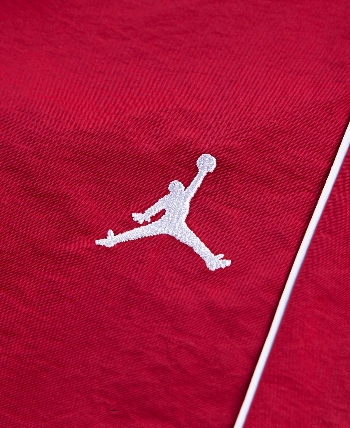 Jordan Boys   Wind Breaker Piping Set In Red