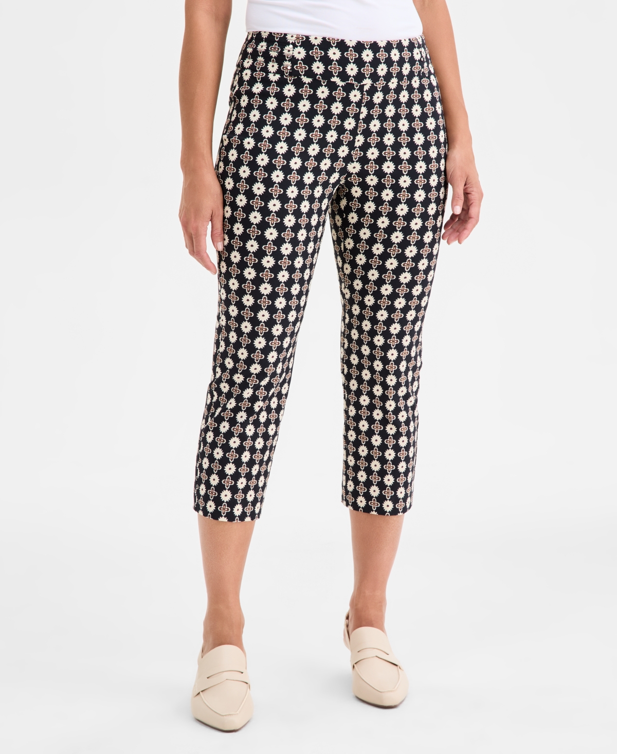 Jm Collection Women's Printed Pull-on Capri Tummy-control Pants, Macy's Exclusive In Multi