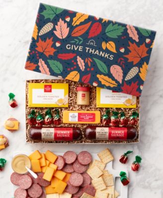 Fall Savory Farmhouse Gift Box, 14 Piece