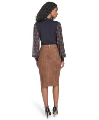 Women's Mixed Media Posy V-Neck Sweater