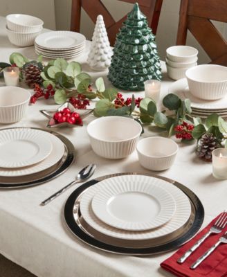 Round Embossed 32 Pc. Dinnerware Set, Service for 8, Exclusively at Macy's