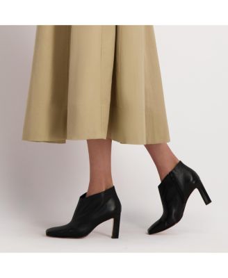 Bernardo Garda Ankle Bootie