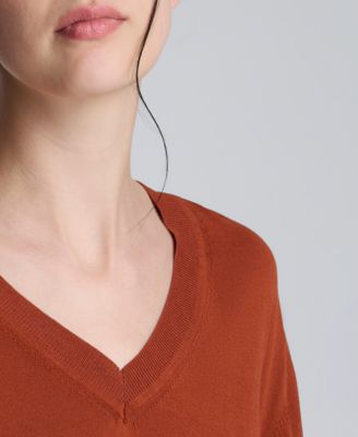 Women's V-Neck Pullover Sweater