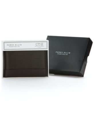 Men's Leather Passcase Wallet