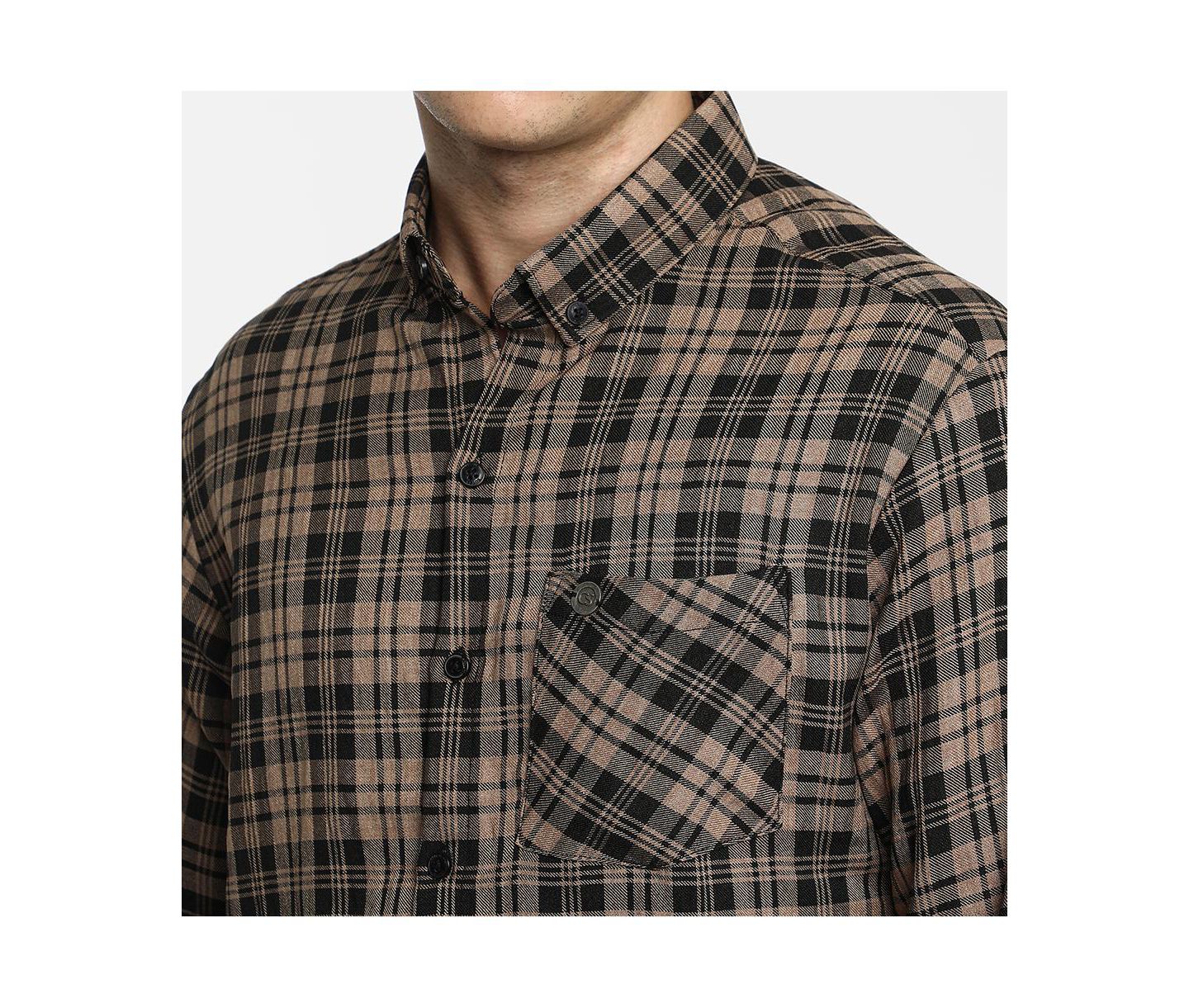 Мужская рубашка Cahoot Campus Sutra Tan Brown & Charcoal Black Tartan Plaid, цвет: Чёрный — фото 5