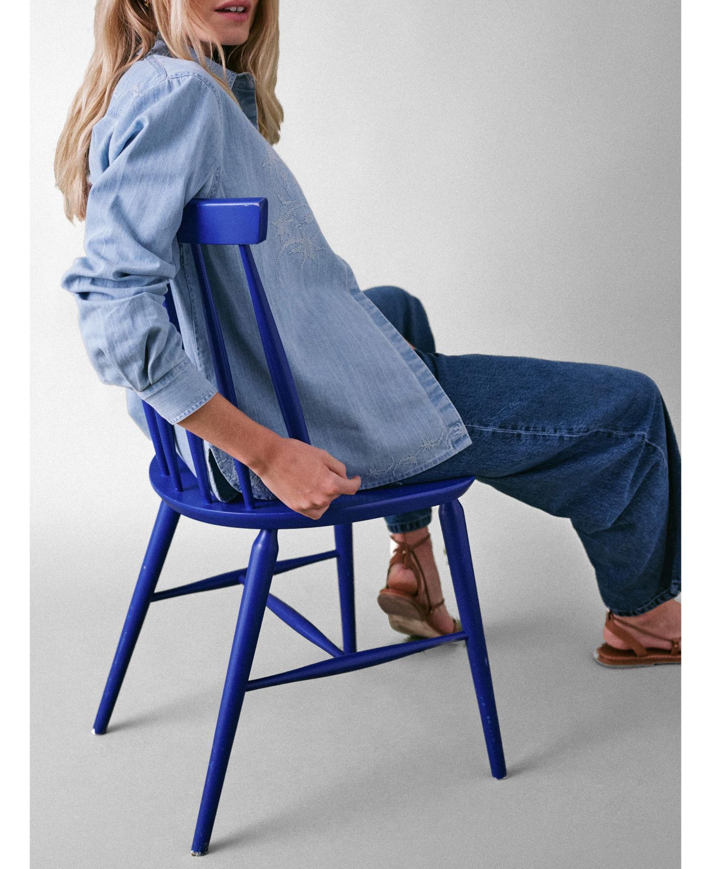 Женская блузка Cape Cove Stella Denim, цвет: Светлый джинсовый синий — фото 8